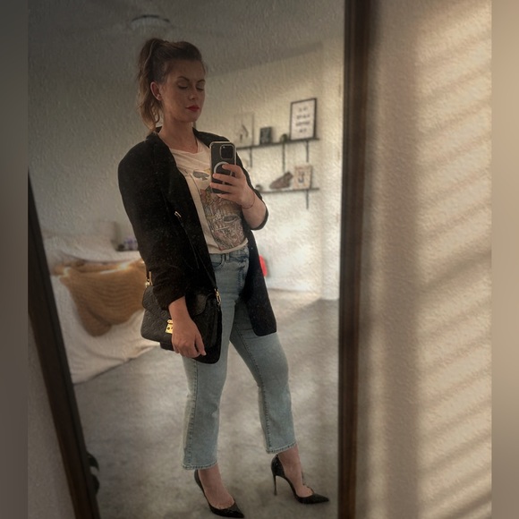 Hi, I’m Nicole 👋🏻 Thanks for stopping by! 🩵 - Picture 10 of 13